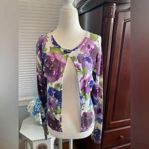 Karen Kane floral cardigan with unique buttons and just in time for Spring